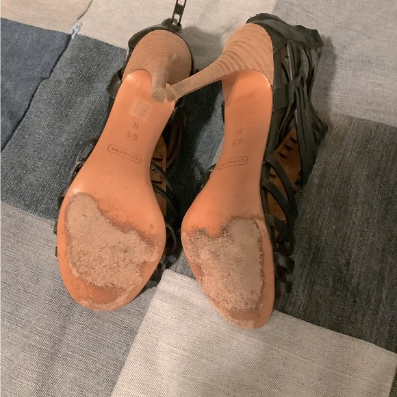 Coach heels - size 6.5 - Picture 3 of 4